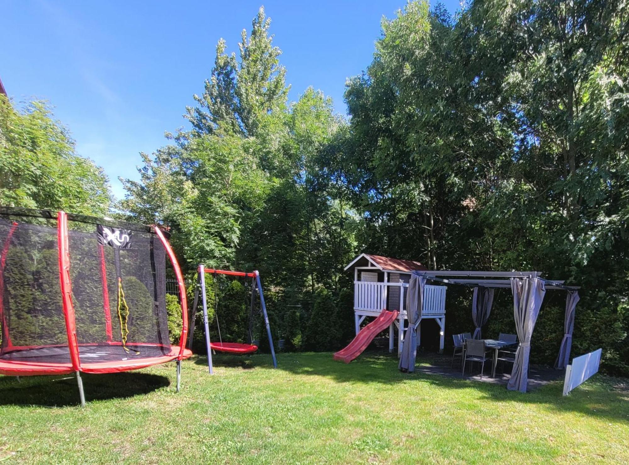 Horyzont Pokoje Goscinne Jastarnia Exterior foto